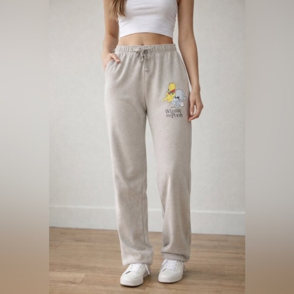 Disney Winnie The Pooh, Size M,Winnie The Pooh An… - image 1